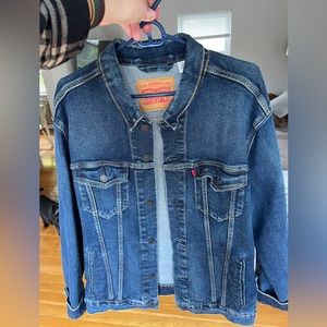 Levi’s denim jacket